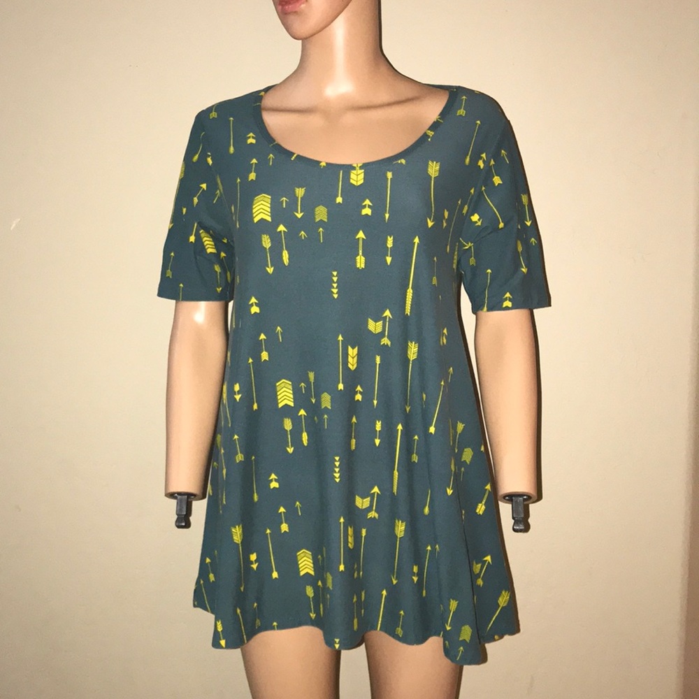 Versatile LulaRoe Perfect T
